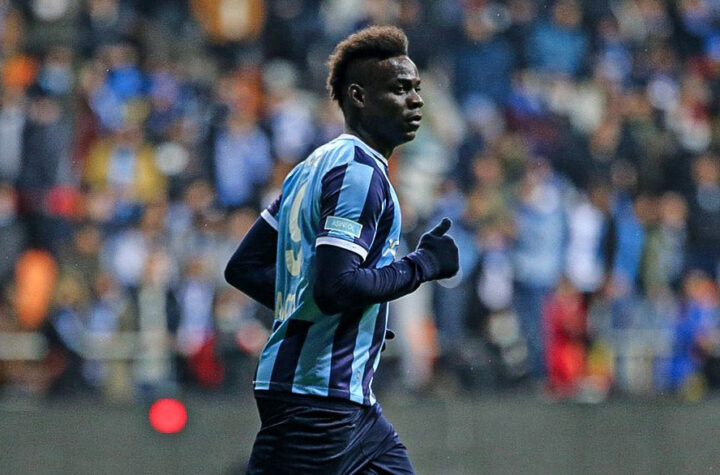 Mario Balotelli, durante un encuentro de la Superliga de Turquía/ Foto: Adana Demirspor