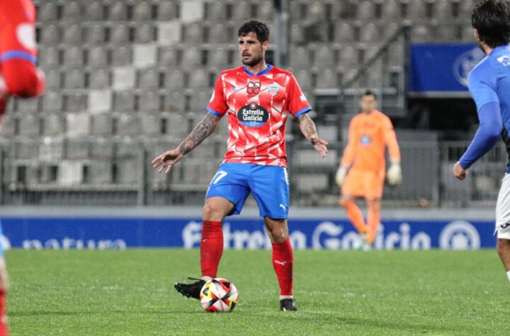 Fran Mérida, disputando un encuentro ante el Fuenlabrada/ Foto: CD Lugo