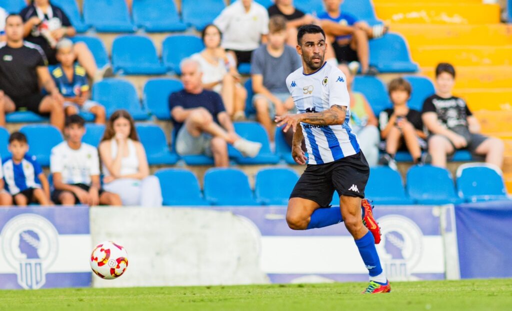 Dani Romera, durante un amistoso en el Rico Pérez/ Foto: Hércules CF