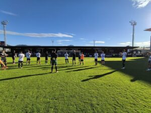 Jugadores del Real Unión agradeciendo a sus seguidores/Foto: Real Unión