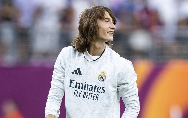 Joan Martínez, durante el calentamiento previo a un partido/ Foto: Real Madrid CD