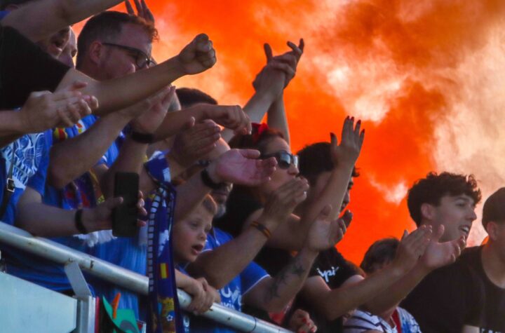 La grada del Fernando Torres en la previa de un partido/ Foto: CF Fuenlabrada