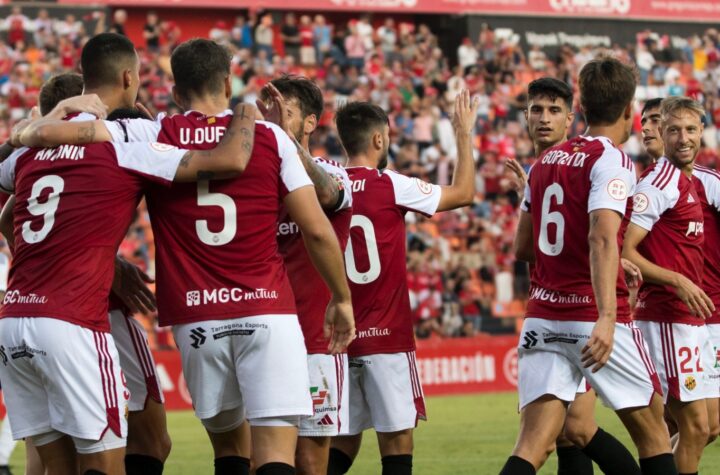 El plantel del Nàstic, celebrando un gol/ Foto: Nàstic de Tarragona