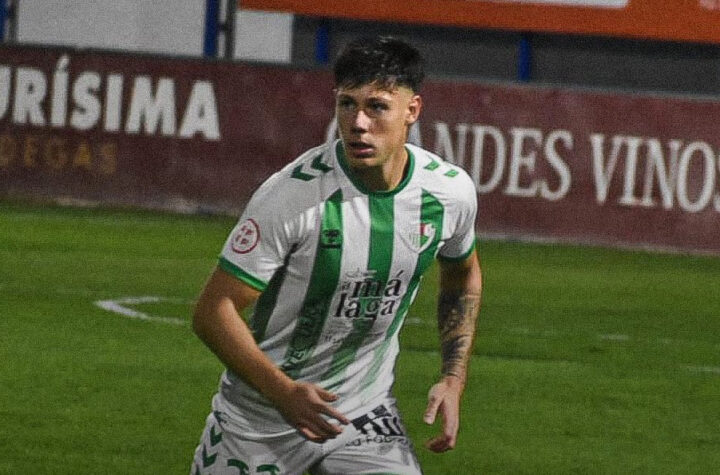 Iker Recio, durante el partido/ Foto: Antequera CF