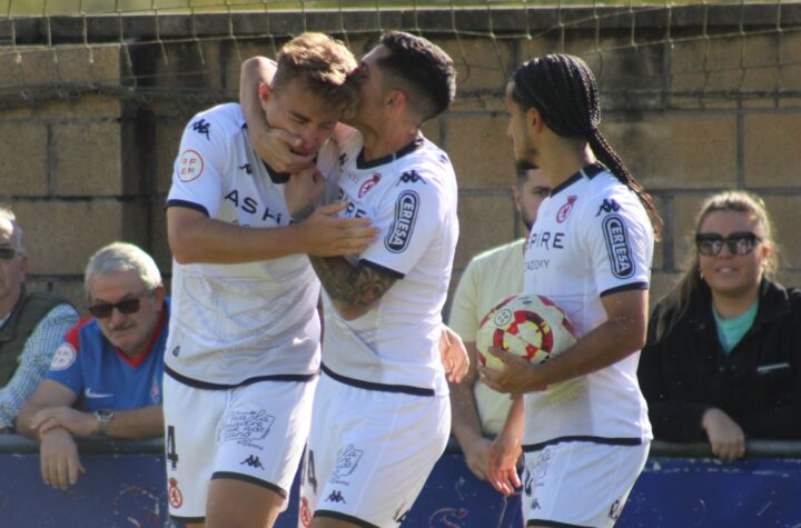 Rodri Suárez y Bicho, celebrando la igualada ante el Amorebieta/ CyD Leonesa